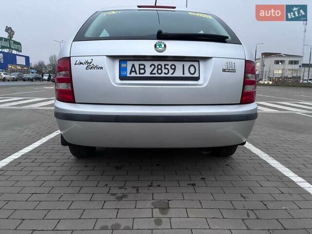 Серый Шкода Фабия, объемом двигателя 1.39 л и пробегом 256 тыс. км за 4200 $, фото 37 на Automoto.ua