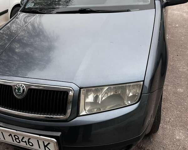 Сірий Шкода Фабія, об'ємом двигуна 1.39 л та пробігом 175 тис. км за 4200 $, фото 6 на Automoto.ua