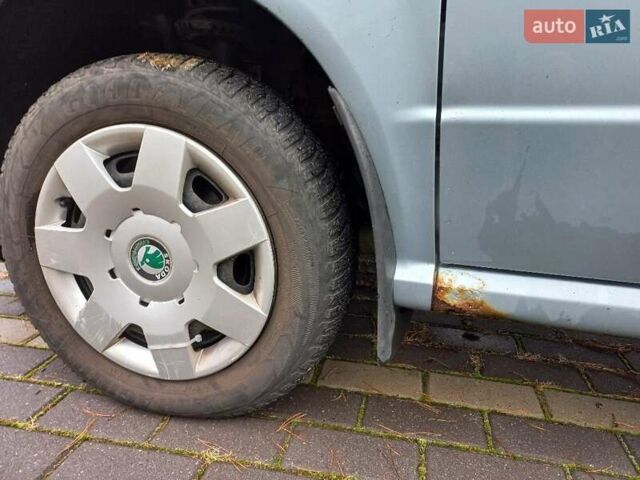 Серый Шкода Фабия, объемом двигателя 1.2 л и пробегом 220 тыс. км за 3500 $, фото 9 на Automoto.ua