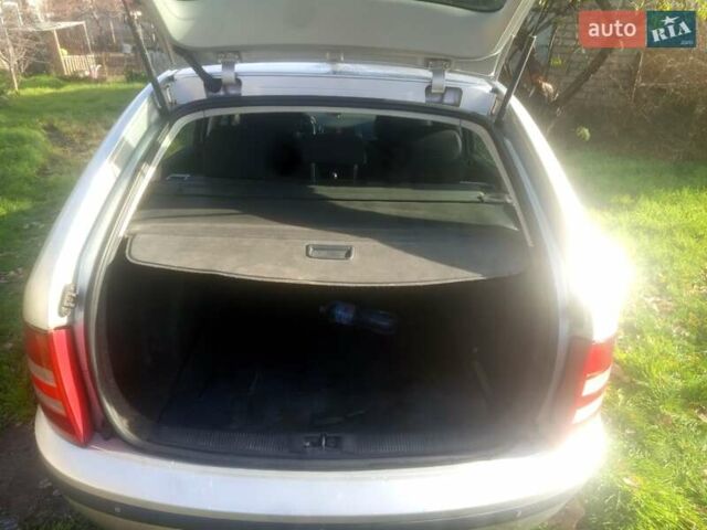 Серый Шкода Фабия, объемом двигателя 1.2 л и пробегом 415 тыс. км за 2300 $, фото 7 на Automoto.ua