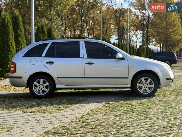 Шкода Фабия 2004 в Харькове на Automoto.ua Серый Шкода Фабия, объемом двигателя 1.39 л и пробегом 180 тыс. км за 4250 $, фото 5 на Automoto.ua