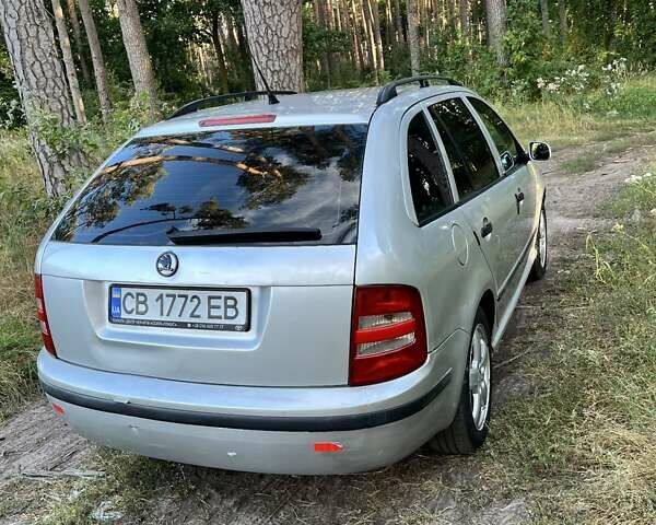 Шкода Фабия 2004 в Чернигове на Automoto.ua Серый Шкода Фабия, объемом двигателя 1.39 л и пробегом 280 тыс. км за 3300 $, фото 9 на Automoto.ua