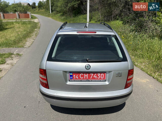 Серый Шкода Фабия, объемом двигателя 1.39 л и пробегом 240 тыс. км за 4899 $, фото 9 на Automoto.ua