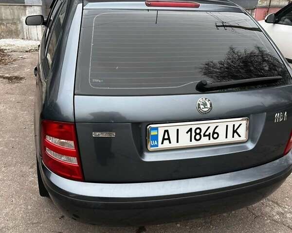 Сірий Шкода Фабія, об'ємом двигуна 1.39 л та пробігом 175 тис. км за 4200 $, фото 5 на Automoto.ua