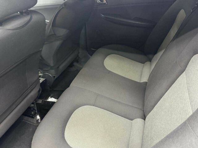 Сірий Шкода Фабія, об'ємом двигуна 1.4 л та пробігом 178 тис. км за 5100 $, фото 14 на Automoto.ua