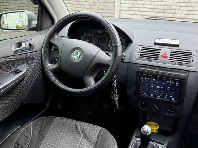 Шкода Фабія 2004 у Дніпро (Дніпропетровську) на Automoto.ua Сірий Шкода Фабія, об'ємом двигуна 1.4 л та пробігом 192 тис. км за 4200 $, фото 15 на Automoto.ua