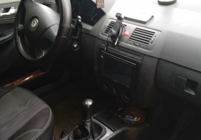 Сірий Шкода Фабія, об'ємом двигуна 0 л та пробігом 192 тис. км за 4700 $, фото 8 на Automoto.ua