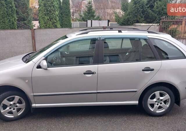 Сірий Шкода Фабія, об'ємом двигуна 1.39 л та пробігом 163 тис. км за 5750 $, фото 13 на Automoto.ua