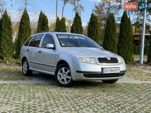 Шкода Фабия 2004 в Харькове на Automoto.ua Серый Шкода Фабия, объемом двигателя 1.39 л и пробегом 180 тыс. км за 4250 $, фото 2 на Automoto.ua