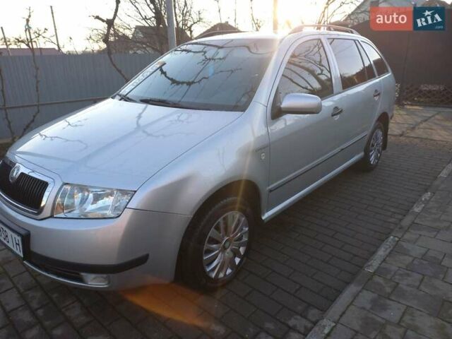 Серый Шкода Фабия, объемом двигателя 1.39 л и пробегом 220 тыс. км за 4250 $, фото 11 на Automoto.ua