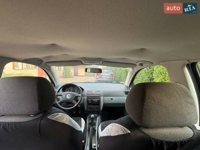 Шкода Фабия 2004 в Черкассах на Automoto.ua Серый Шкода Фабия, объемом двигателя 1.4 л и пробегом 268 тыс. км за 3500 $, фото 7 на Automoto.ua