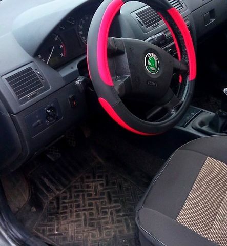 Серый Шкода Фабия, объемом двигателя 1.2 л и пробегом 0 тыс. км за 3200 $, фото 2 на Automoto.ua