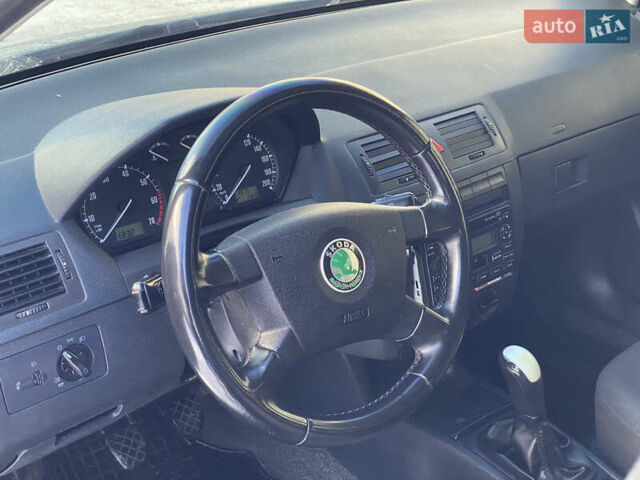 Сірий Шкода Фабія, об'ємом двигуна 1.39 л та пробігом 200 тис. км за 2999 $, фото 11 на Automoto.ua
