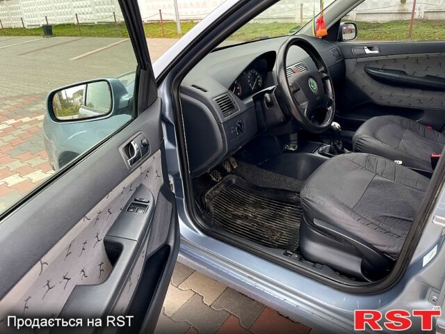 Сірий Шкода Фабія, об'ємом двигуна 1.4 л та пробігом 250 тис. км за 3200 $, фото 10 на Automoto.ua