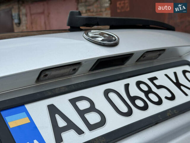 Серый Шкода Фабия, объемом двигателя 1.39 л и пробегом 208 тыс. км за 3999 $, фото 13 на Automoto.ua