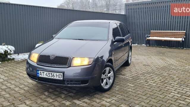 Серый Шкода Фабия, объемом двигателя 1.9 л и пробегом 350 тыс. км за 3150 $, фото 1 на Automoto.ua