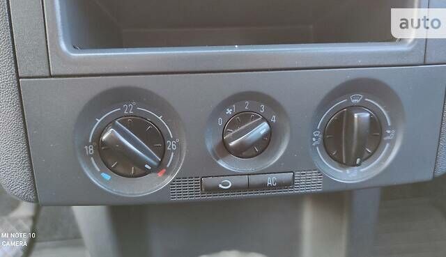 Серый Шкода Фабия, объемом двигателя 1.2 л и пробегом 234 тыс. км за 3000 $, фото 14 на Automoto.ua