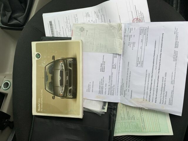 Серый Шкода Фабия, объемом двигателя 1.4 л и пробегом 225 тыс. км за 4450 $, фото 11 на Automoto.ua