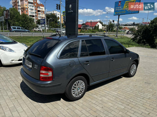 Серый Шкода Фабия, объемом двигателя 1.4 л и пробегом 272 тыс. км за 4500 $, фото 11 на Automoto.ua