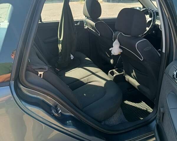 Сірий Шкода Фабія, об'ємом двигуна 1.39 л та пробігом 209 тис. км за 4600 $, фото 2 на Automoto.ua