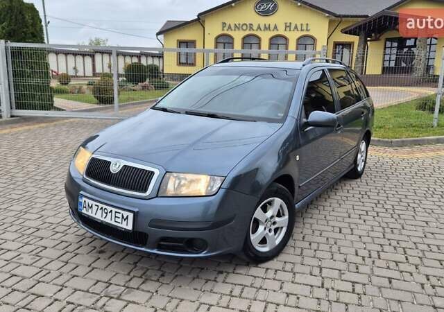 Серый Шкода Фабия, объемом двигателя 1.39 л и пробегом 299 тыс. км за 2999 $, фото 18 на Automoto.ua