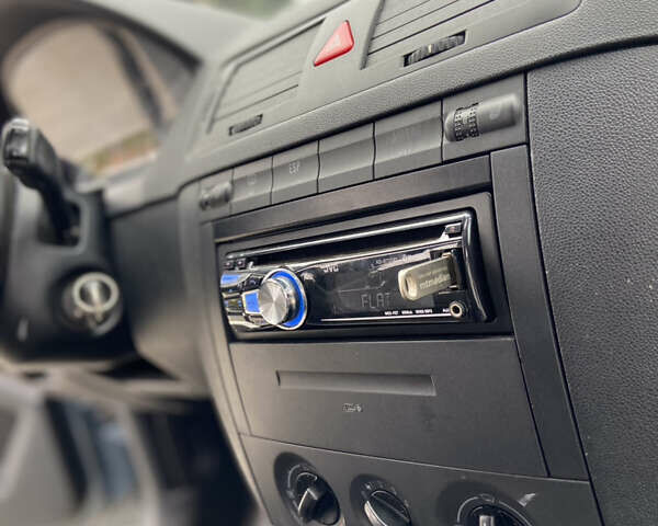 Серый Шкода Фабия, объемом двигателя 1.4 л и пробегом 165 тыс. км за 5450 $, фото 41 на Automoto.ua