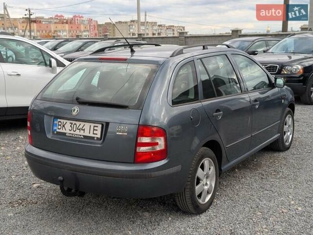 Шкода Фабия 2005 в Ровно на Automoto.ua Серый Шкода Фабия, объемом двигателя 1.39 л и пробегом 180 тыс. км за 3990 $, фото 11 на Automoto.ua