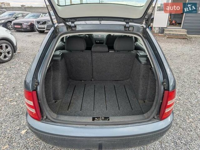 Шкода Фабия 2005 в Ровно на Automoto.ua Серый Шкода Фабия, объемом двигателя 1.39 л и пробегом 180 тыс. км за 3990 $, фото 15 на Automoto.ua