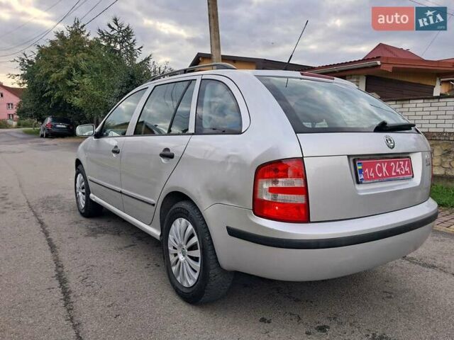 Сірий Шкода Фабія, об'ємом двигуна 1.4 л та пробігом 159 тис. км за 4200 $, фото 2 на Automoto.ua