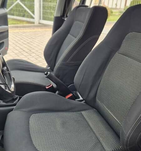 Серый Шкода Фабия, объемом двигателя 1.39 л и пробегом 299 тыс. км за 2999 $, фото 51 на Automoto.ua