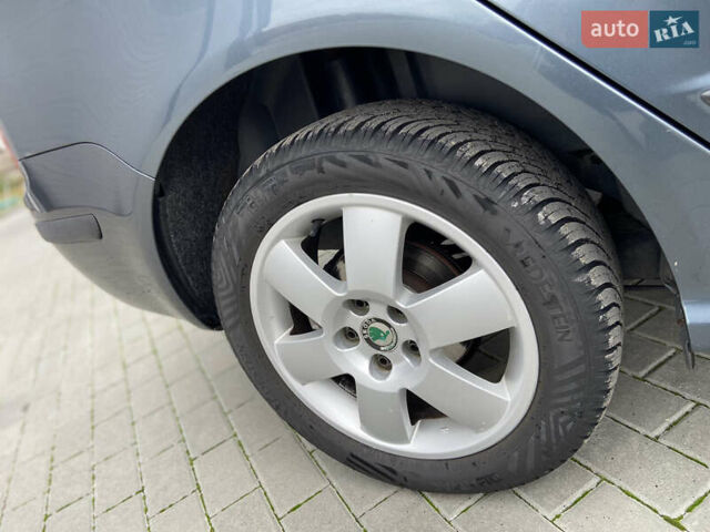 Серый Шкода Фабия, объемом двигателя 1.4 л и пробегом 165 тыс. км за 5450 $, фото 14 на Automoto.ua