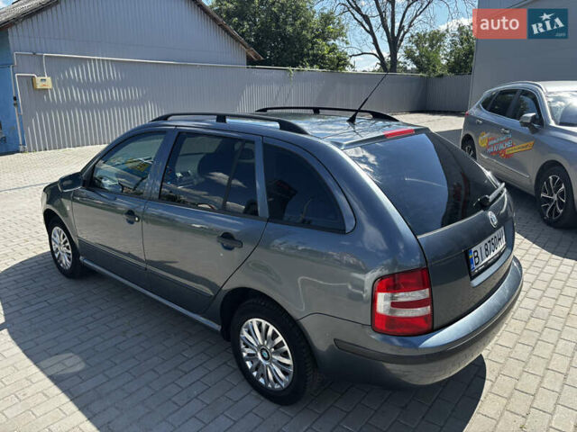 Серый Шкода Фабия, объемом двигателя 1.4 л и пробегом 272 тыс. км за 4500 $, фото 6 на Automoto.ua