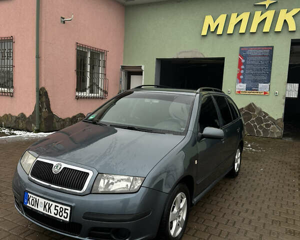 Сірий Шкода Фабія, об'ємом двигуна 1.4 л та пробігом 147 тис. км за 3870 $, фото 10 на Automoto.ua