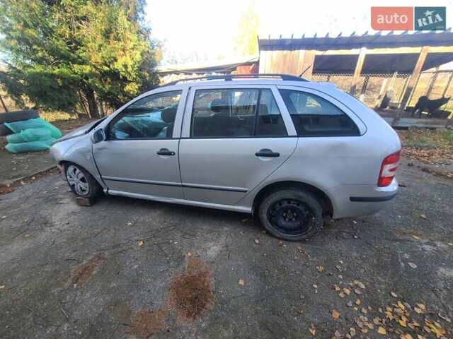 Сірий Шкода Фабія, об'ємом двигуна 1.39 л та пробігом 201 тис. км за 950 $, фото 14 на Automoto.ua