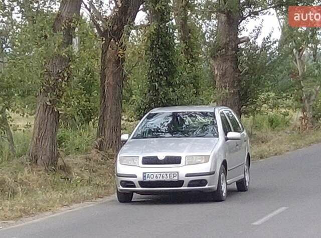Сірий Шкода Фабія, об'ємом двигуна 1.42 л та пробігом 271 тис. км за 4500 $, фото 2 на Automoto.ua