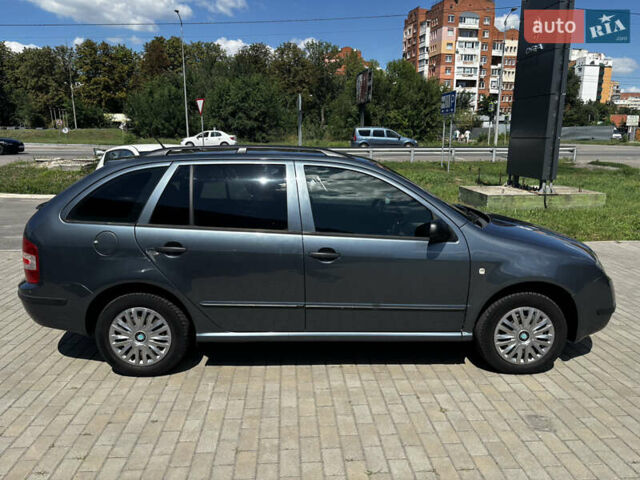Серый Шкода Фабия, объемом двигателя 1.4 л и пробегом 272 тыс. км за 4500 $, фото 12 на Automoto.ua