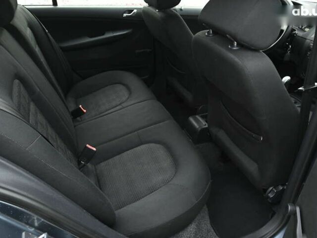 Шкода Фабия 2005 в Бердичеве на Automoto.ua Серый Шкода Фабия, объемом двигателя 1.4 л и пробегом 273 тыс. км за 4400 $, фото 21 на Automoto.ua