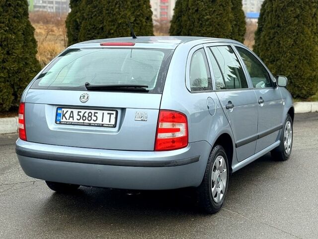 Серый Шкода Фабия, объемом двигателя 14 л и пробегом 244 тыс. км за 5000 $, фото 5 на Automoto.ua