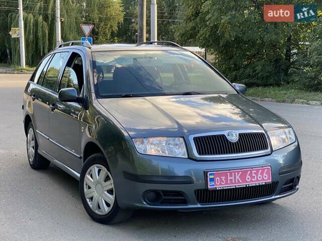 Сірий Шкода Фабія, об'ємом двигуна 1.4 л та пробігом 197 тис. км за 5400 $, фото 2 на Automoto.ua