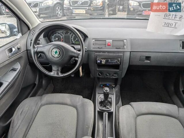 Шкода Фабия 2005 в Ровно на Automoto.ua Серый Шкода Фабия, объемом двигателя 1.39 л и пробегом 180 тыс. км за 3990 $, фото 33 на Automoto.ua