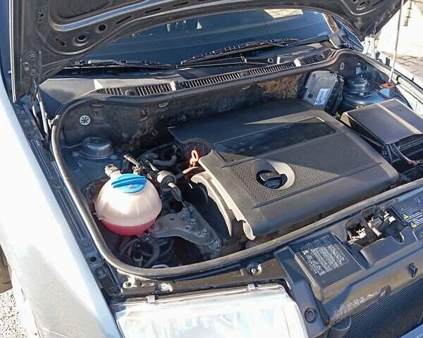 Шкода Фабія 2005 у Коломые на Automoto.ua Сірий Шкода Фабія, об'ємом двигуна 1.39 л та пробігом 178 тис. км за 3850 $, фото 10 на Automoto.ua