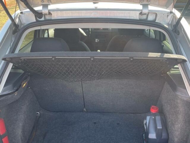 Серый Шкода Фабия, объемом двигателя 1.2 л и пробегом 200 тыс. км за 3700 $, фото 8 на Automoto.ua