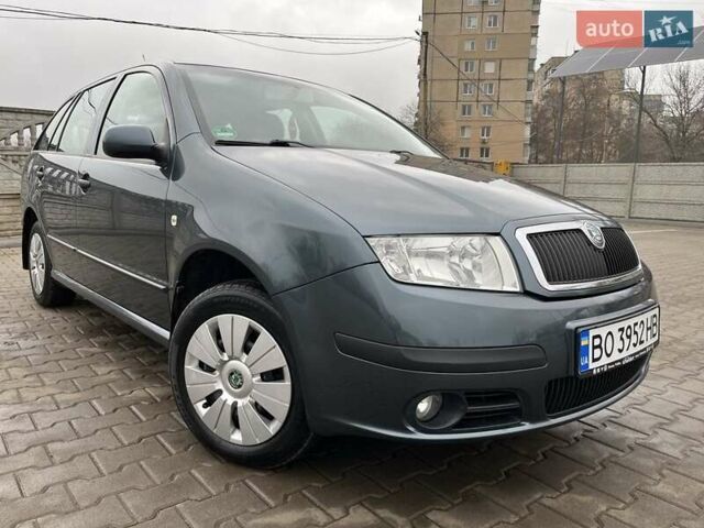 Серый Шкода Фабия, объемом двигателя 1.4 л и пробегом 266 тыс. км за 4750 $, фото 5 на Automoto.ua