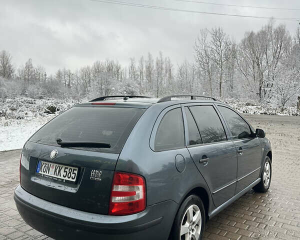 Сірий Шкода Фабія, об'ємом двигуна 1.4 л та пробігом 147 тис. км за 3870 $, фото 6 на Automoto.ua