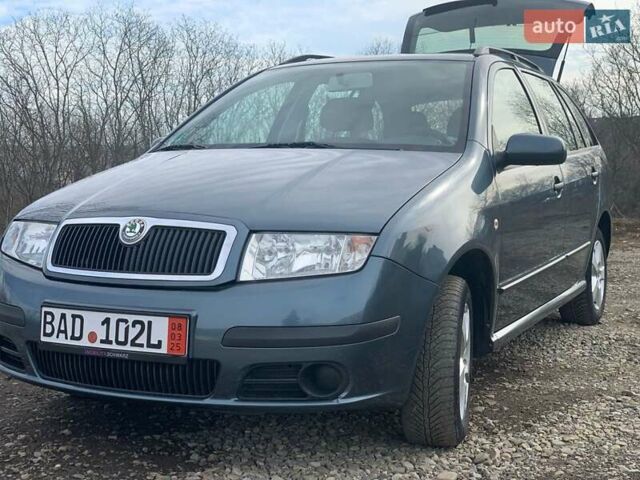 Серый Шкода Фабия, объемом двигателя 1.4 л и пробегом 76 тыс. км за 5400 $, фото 3 на Automoto.ua