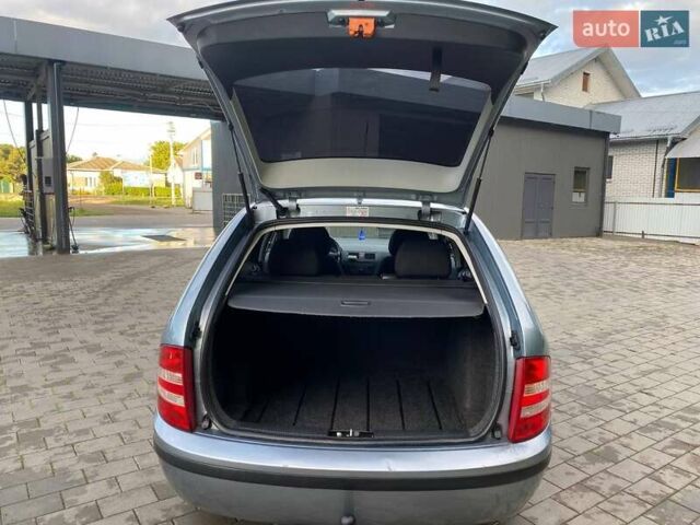 Сірий Шкода Фабія, об'ємом двигуна 1.4 л та пробігом 186 тис. км за 4250 $, фото 5 на Automoto.ua