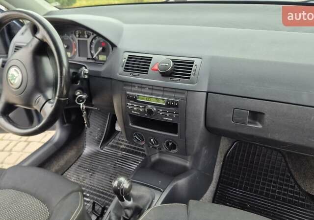 Серый Шкода Фабия, объемом двигателя 1.39 л и пробегом 299 тыс. км за 2999 $, фото 23 на Automoto.ua