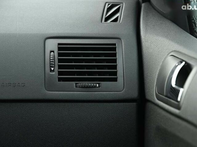 Шкода Фабия 2005 в Бердичеве на Automoto.ua Серый Шкода Фабия, объемом двигателя 1.4 л и пробегом 273 тыс. км за 4400 $, фото 24 на Automoto.ua