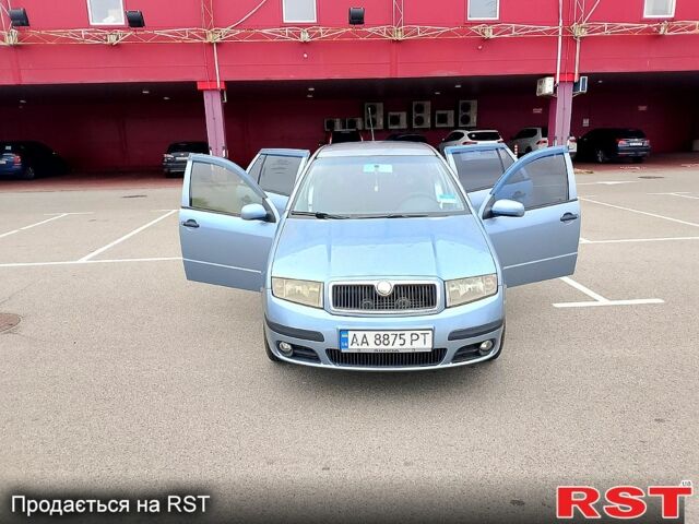 Сірий Шкода Фабія, об'ємом двигуна 1.4 л та пробігом 292 тис. км за 3000 $, фото 7 на Automoto.ua