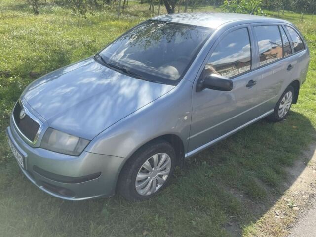 Серый Шкода Фабия, объемом двигателя 1.2 л и пробегом 171 тыс. км за 3500 $, фото 1 на Automoto.ua